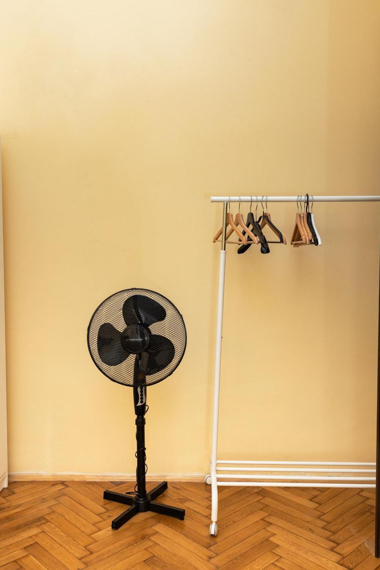 Homely 4 Bedroom - Old Town - By Upstairs Krakow