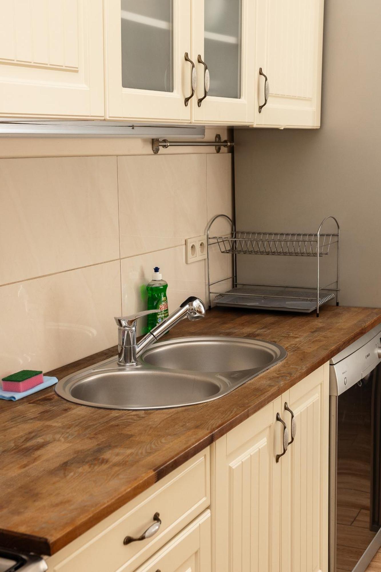 Homely 4 Bedroom - Old Town - By Upstairs * Krakow